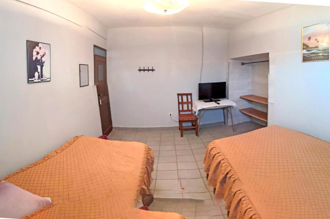 Casa Discreta Bed and Breakfast Cochabamba Esterno foto